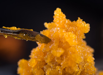 What is Live Resin Concentrate?